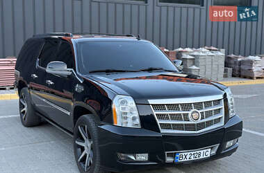 Внедорожник / Кроссовер Cadillac Escalade 2013 в 
