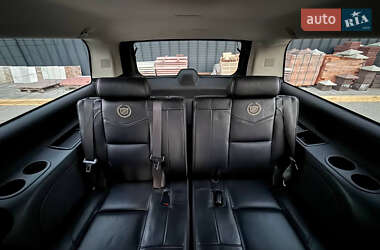 Внедорожник / Кроссовер Cadillac Escalade 2013 в 