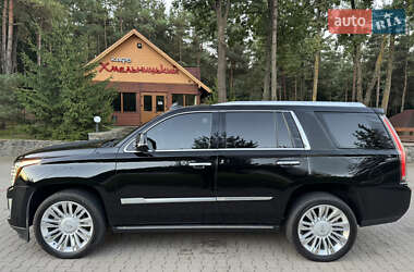 Внедорожник / Кроссовер Cadillac Escalade 2016 в 