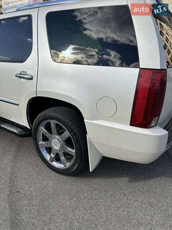 Лимузин Cadillac Escalade 2007 в Харькове