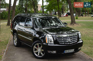 Позашляховик / Кросовер Cadillac Escalade 2008 в 