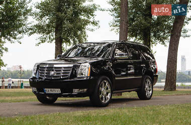 Позашляховик / Кросовер Cadillac Escalade 2008 в 