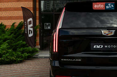Внедорожник / Кроссовер Cadillac Escalade 2025 в 