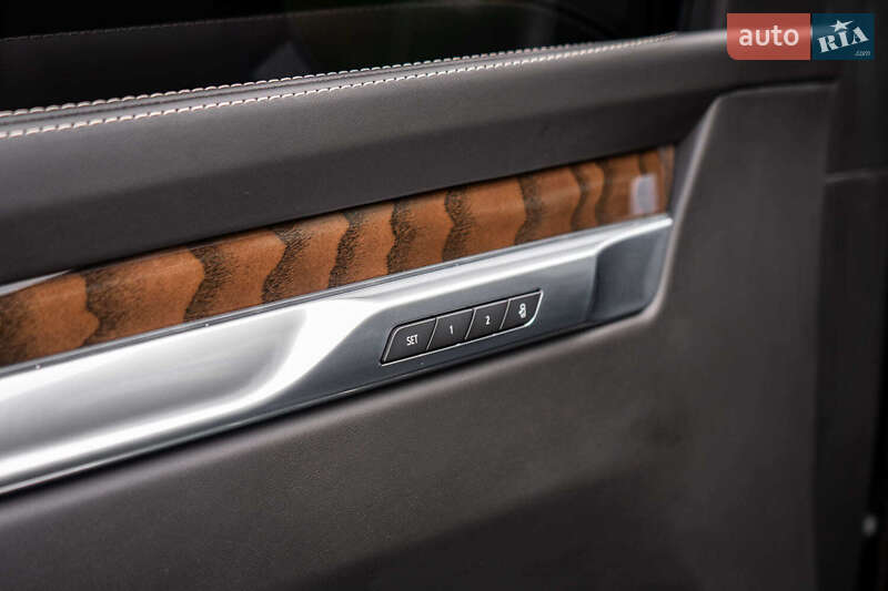 Внедорожник / Кроссовер Cadillac Escalade 2025 в Киеве