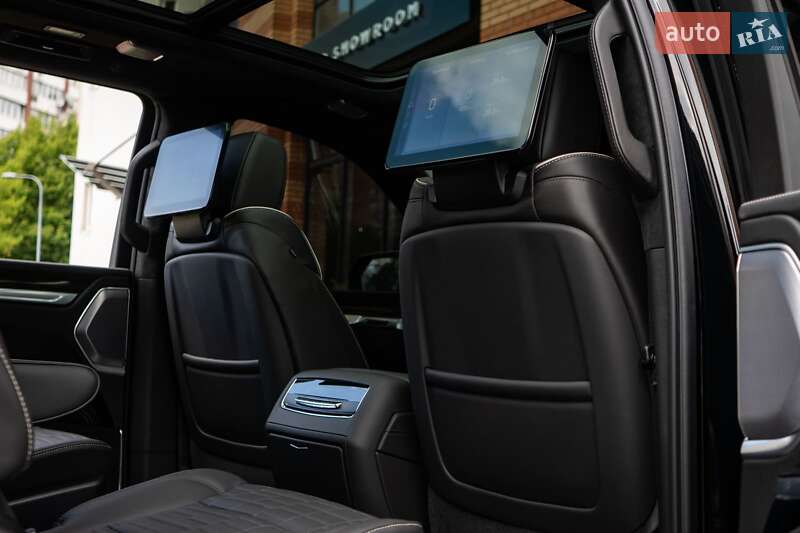 Внедорожник / Кроссовер Cadillac Escalade 2025 в Киеве