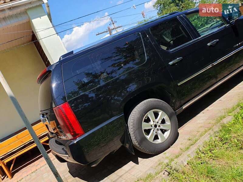 Внедорожник / Кроссовер Cadillac Escalade 2007 в Черкассах