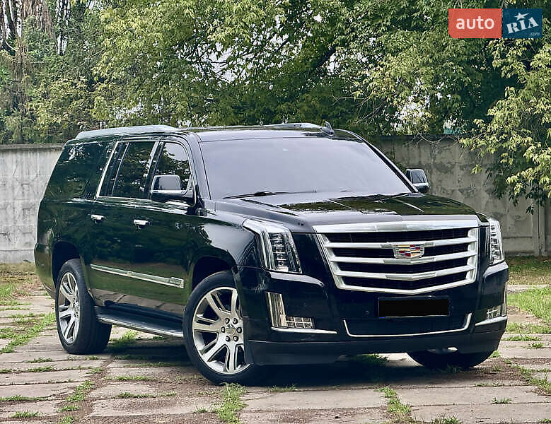Внедорожник / Кроссовер Cadillac Escalade 2016 в Киеве