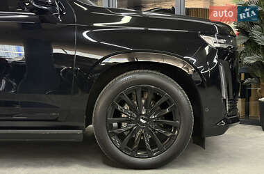 Внедорожник / Кроссовер Cadillac Escalade 2022 в 