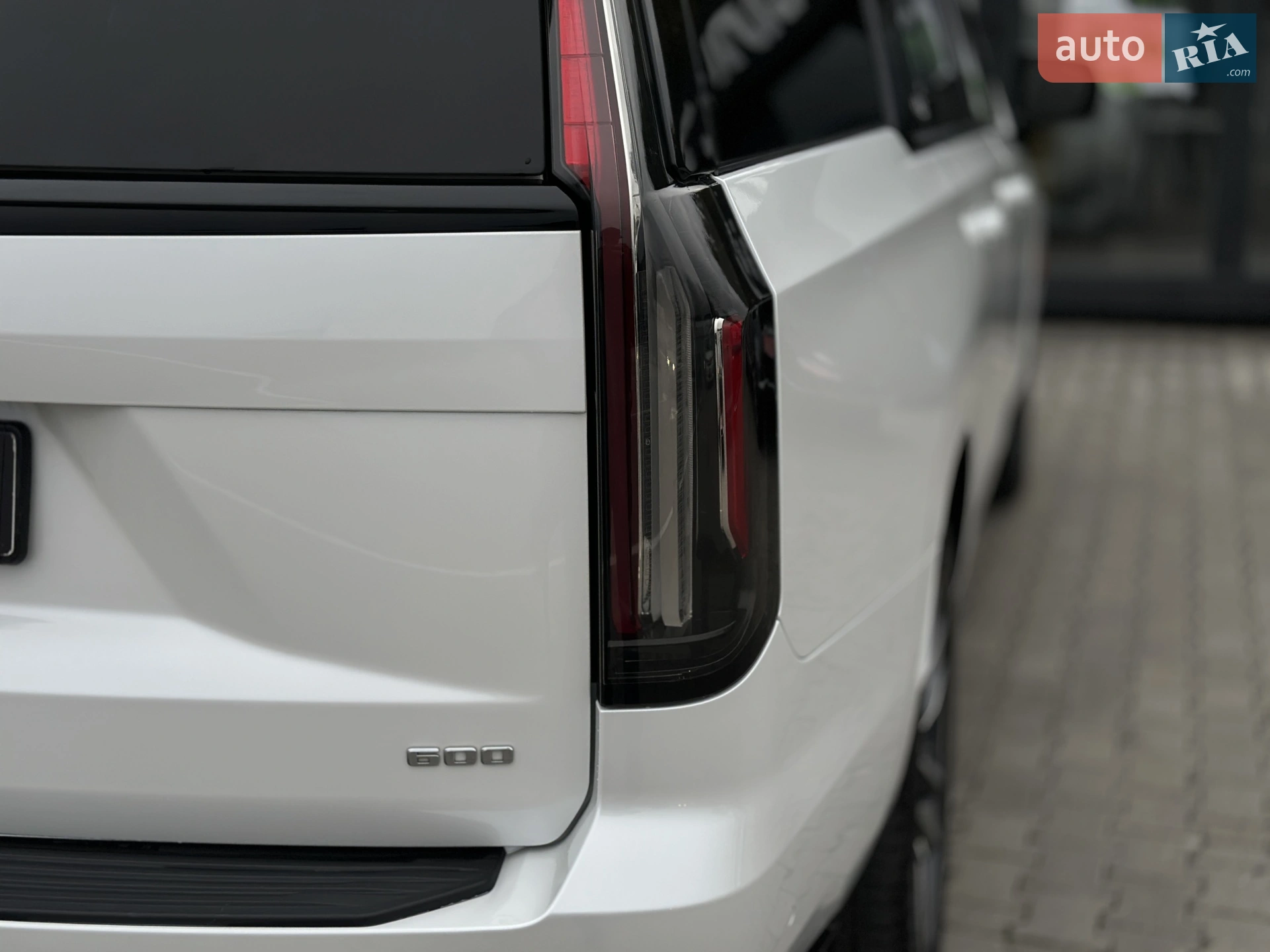 2021 Cadillac Escalade - мініатюра 23