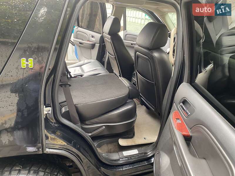 Позашляховик / Кросовер Cadillac Escalade 2008 в Дніпрі фото 19 Позашляховик / Кросовер Cadillac Escalade 2008 в Дніпрі