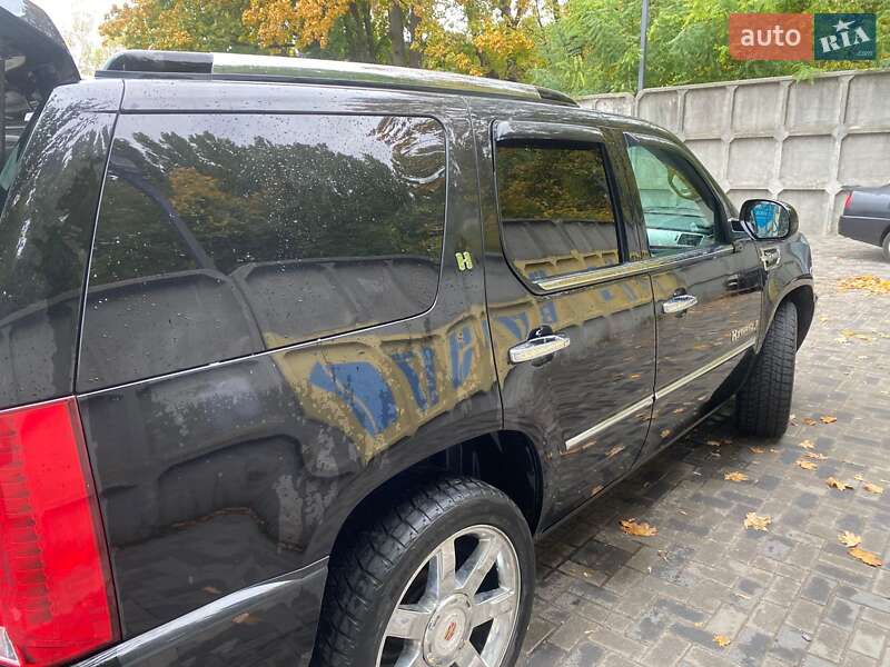 Позашляховик / Кросовер Cadillac Escalade 2008 в Дніпрі фото 50 Позашляховик / Кросовер Cadillac Escalade 2008 в Дніпрі