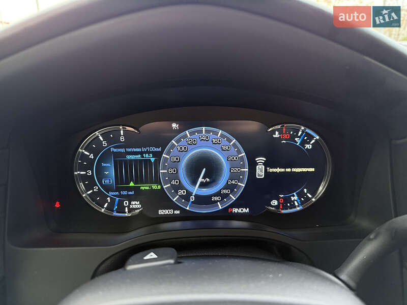 Внедорожник / Кроссовер Cadillac Escalade 2015 в Киеве