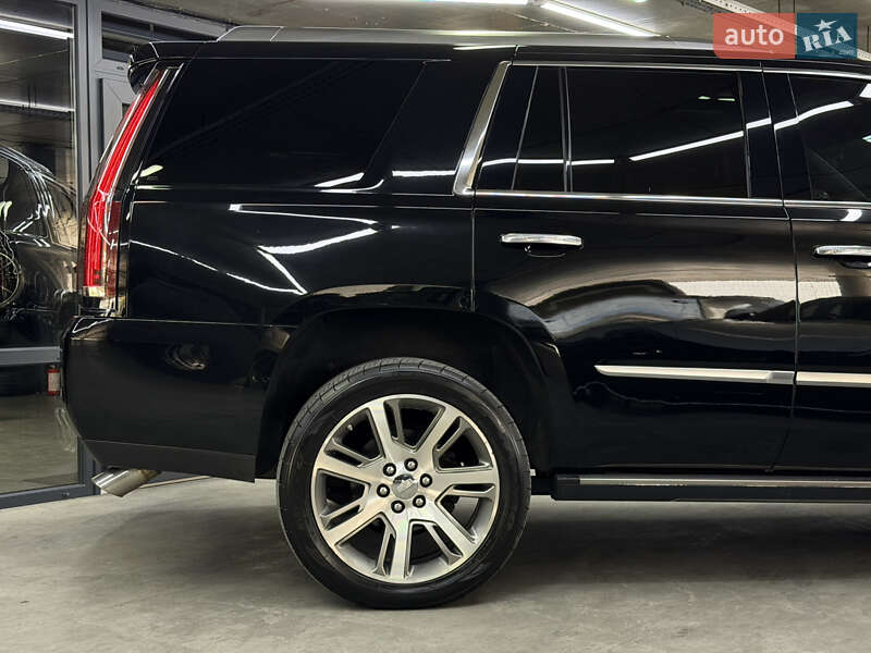 Внедорожник / Кроссовер Cadillac Escalade 2015 в Одессе
