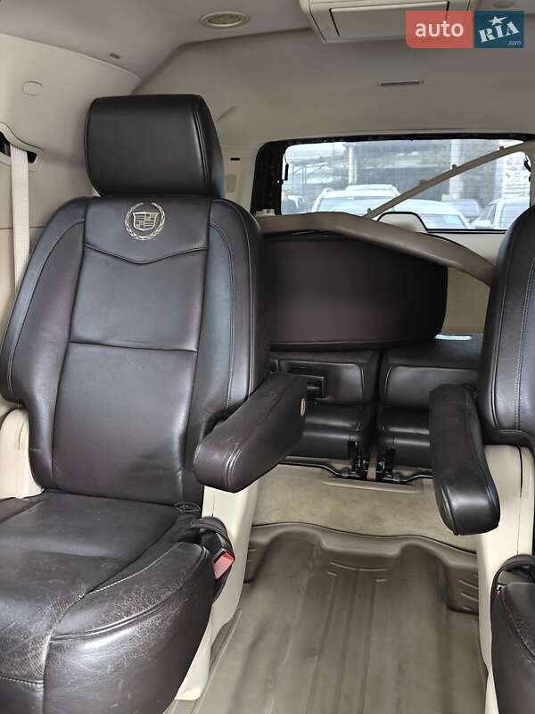 Внедорожник / Кроссовер Cadillac Escalade 2007 в Одессе фото 6 Внедорожник / Кроссовер Cadillac Escalade 2007 в Одессе