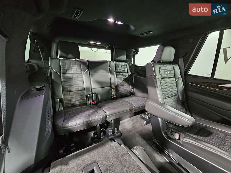 Позашляховик / Кросовер Cadillac Escalade 2022 в Києві