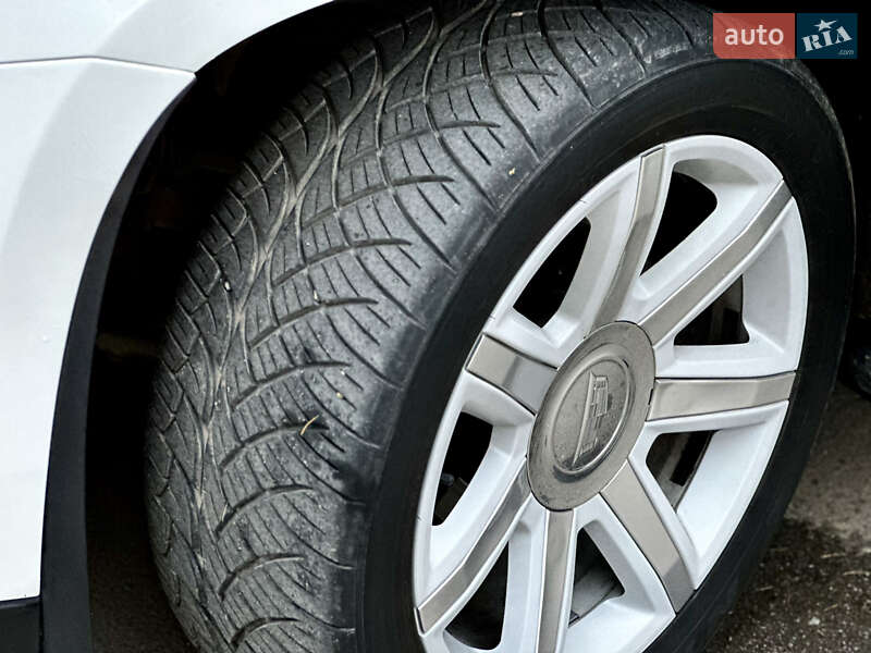 Позашляховик / Кросовер Cadillac Escalade 2016 в Тернополі фото 16 Позашляховик / Кросовер Cadillac Escalade 2016 в Тернополі