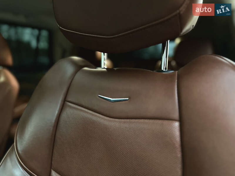 Позашляховик / Кросовер Cadillac Escalade 2016 в Тернополі фото 25 Позашляховик / Кросовер Cadillac Escalade 2016 в Тернополі