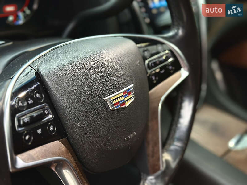 Позашляховик / Кросовер Cadillac Escalade 2016 в Тернополі фото 28 Позашляховик / Кросовер Cadillac Escalade 2016 в Тернополі