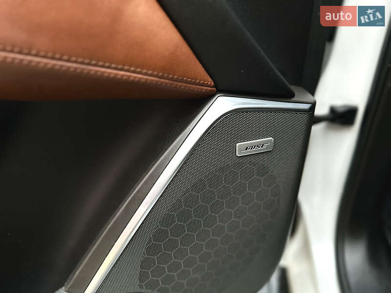 Позашляховик / Кросовер Cadillac Escalade 2016 в Тернополі фото 33 Позашляховик / Кросовер Cadillac Escalade 2016 в Тернополі