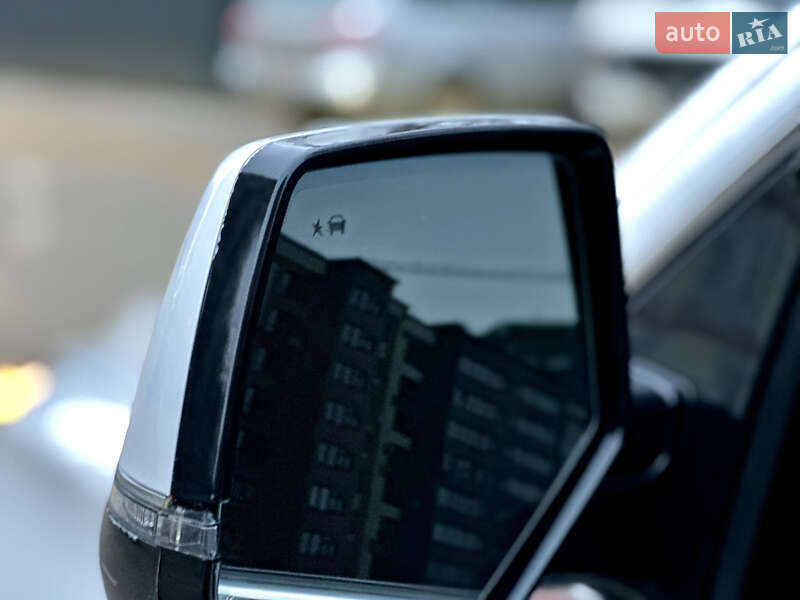 Позашляховик / Кросовер Cadillac Escalade 2016 в Тернополі фото 62 Позашляховик / Кросовер Cadillac Escalade 2016 в Тернополі