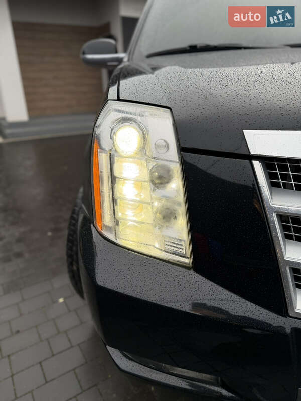 Внедорожник / Кроссовер Cadillac Escalade 2013 в Луцке фото 25 Внедорожник / Кроссовер Cadillac Escalade 2013 в Луцке