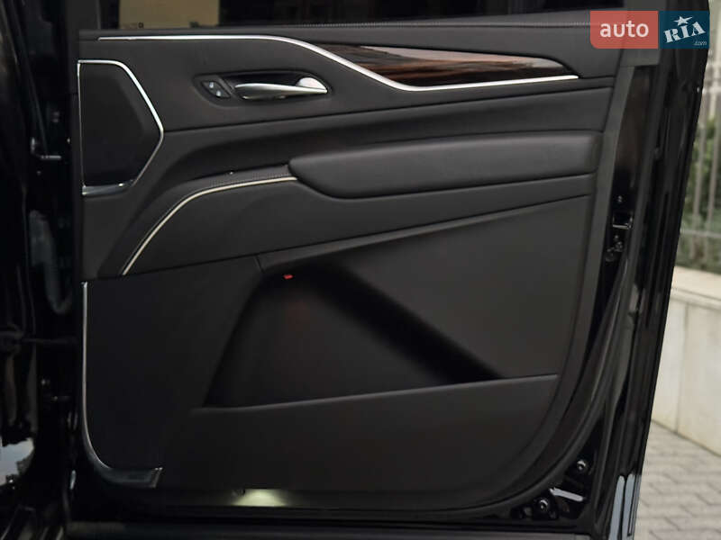 Позашляховик / Кросовер Cadillac Escalade 2023 в Києві фото 69 Позашляховик / Кросовер Cadillac Escalade 2023 в Києві