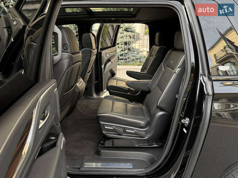 Позашляховик / Кросовер Cadillac Escalade 2023 в Києві фото 72 Позашляховик / Кросовер Cadillac Escalade 2023 в Києві