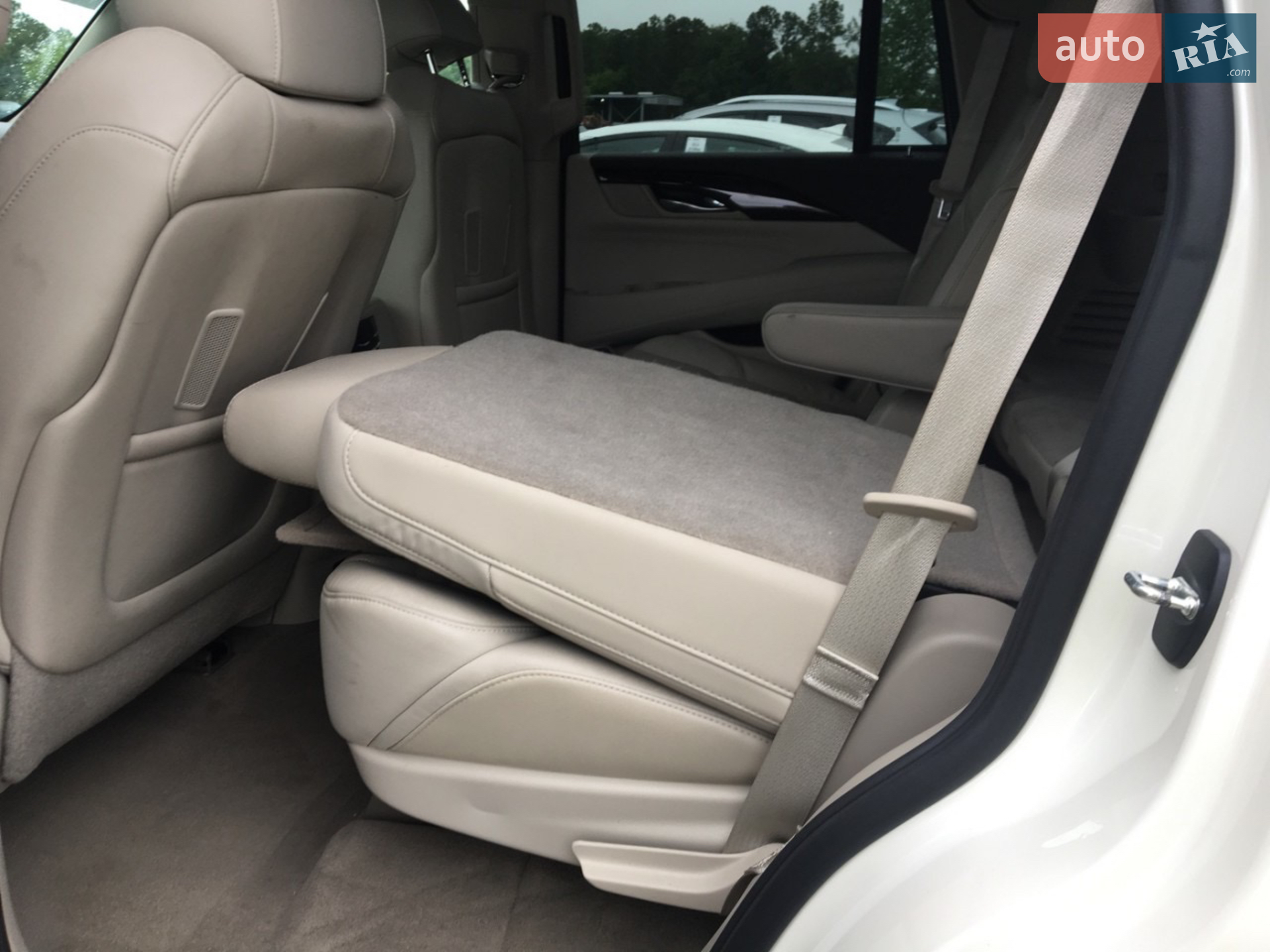 2014 Cadillac Escalade - мініатюра 47