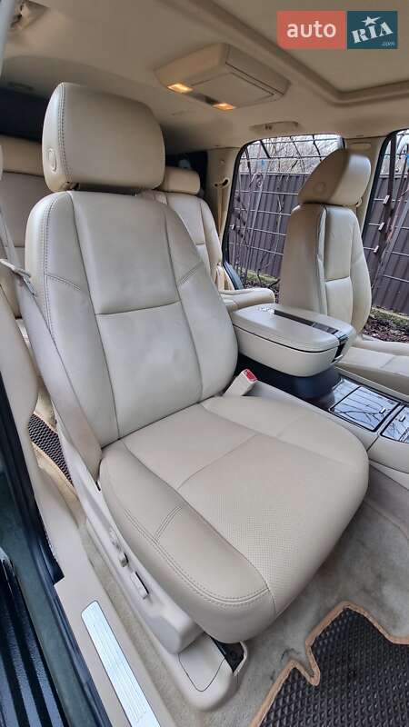 Внедорожник / Кроссовер Cadillac Escalade 2007 в Виннице фото 15 Внедорожник / Кроссовер Cadillac Escalade 2007 в Виннице