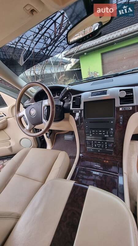 Внедорожник / Кроссовер Cadillac Escalade 2007 в Виннице фото 22 Внедорожник / Кроссовер Cadillac Escalade 2007 в Виннице