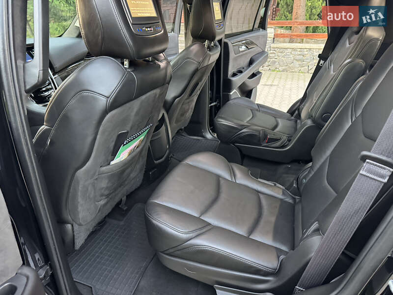 Внедорожник / Кроссовер Cadillac Escalade 2016 в Хмельницком