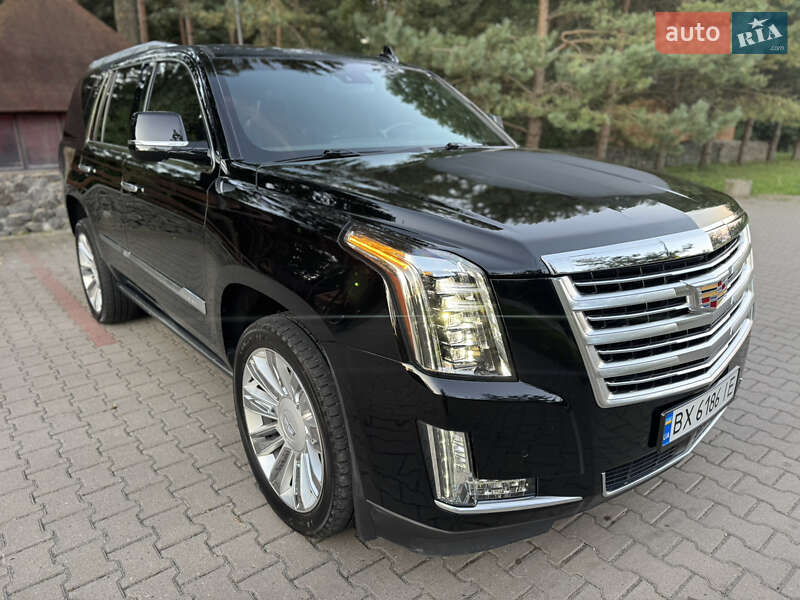 Внедорожник / Кроссовер Cadillac Escalade 2016 в Хмельницком