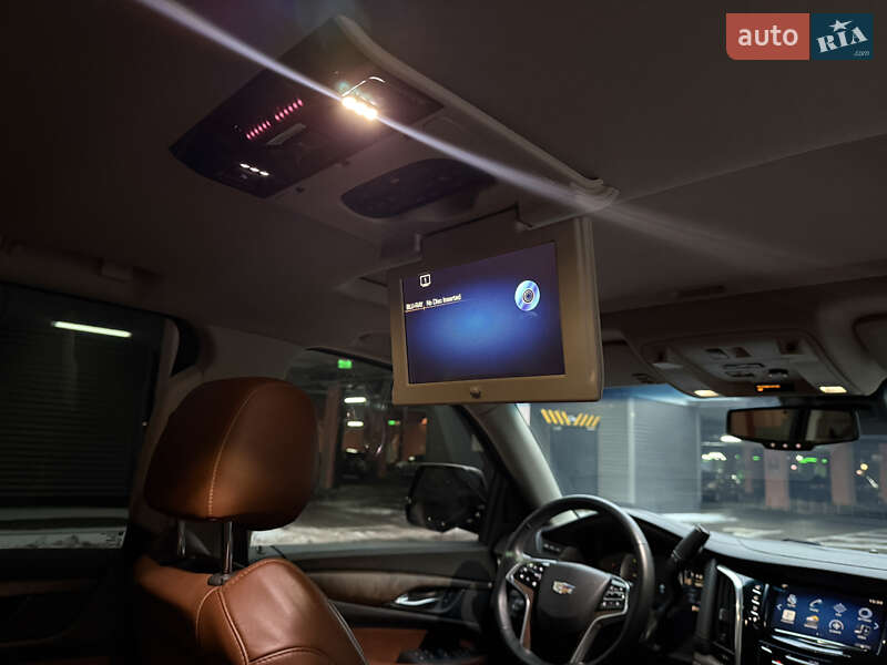 Позашляховик / Кросовер Cadillac Escalade 2014 в Києві фото 33 Позашляховик / Кросовер Cadillac Escalade 2014 в Києві