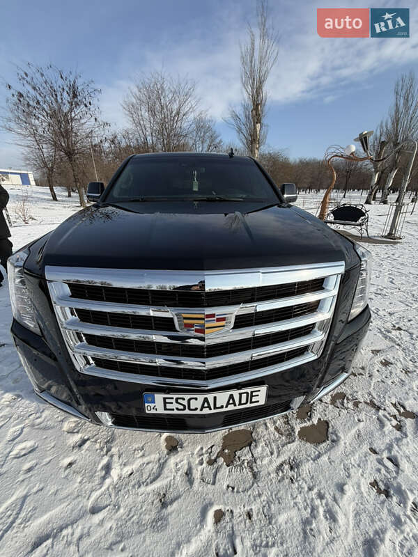 Внедорожник / Кроссовер Cadillac Escalade 2018 в Кривом Роге