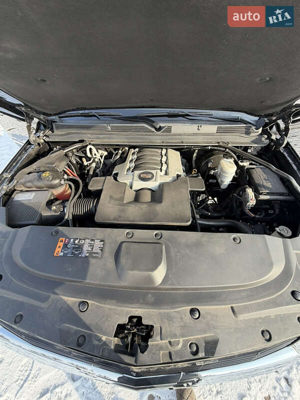 Внедорожник / Кроссовер Cadillac Escalade 2018 в Кривом Роге