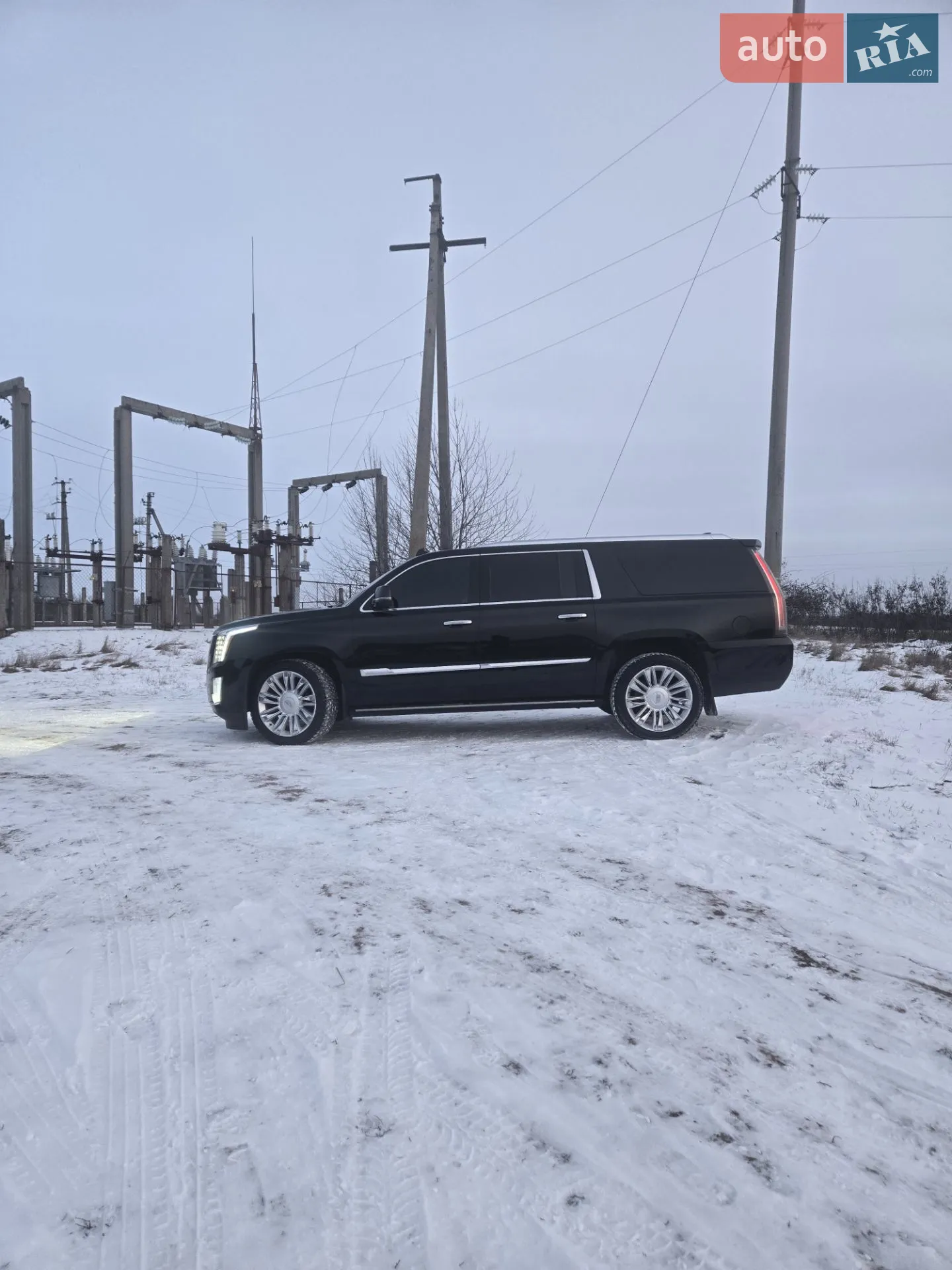 2017 Cadillac Escalade - мініатюра 8