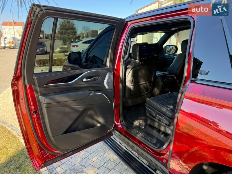Универсал Cadillac Escalade 2024 в Одессе