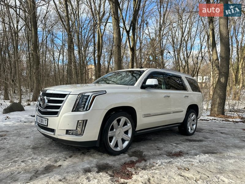 Внедорожник / Кроссовер Cadillac Escalade 2014 в Киеве