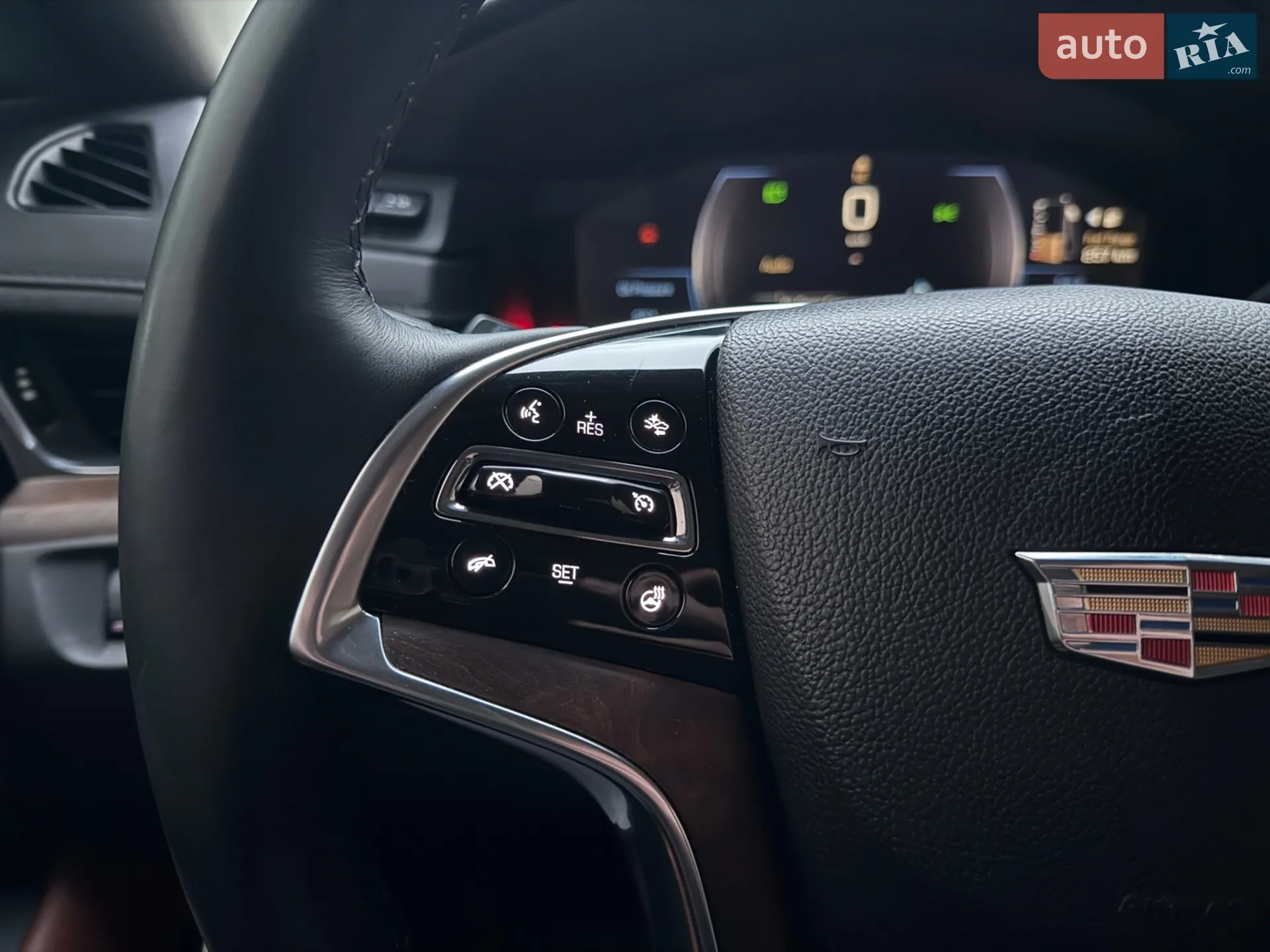 2014 Cadillac Escalade - мініатюра 34