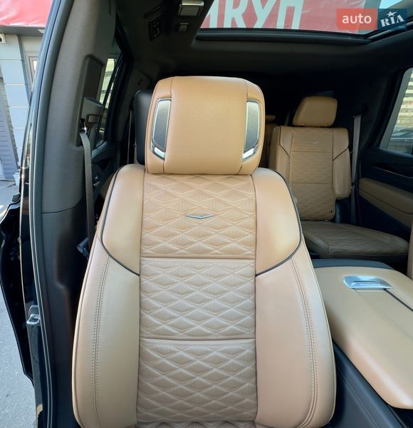 Позашляховик / Кросовер Cadillac Escalade 2021 в Києві