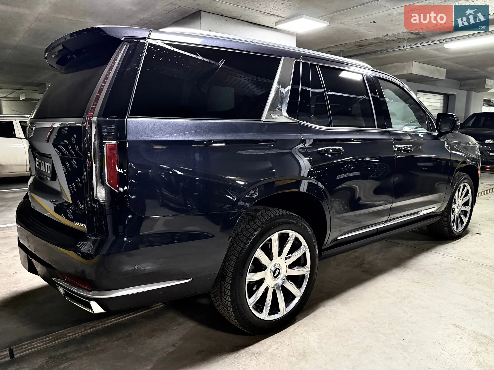 2022 Cadillac Escalade - мініатюра 11