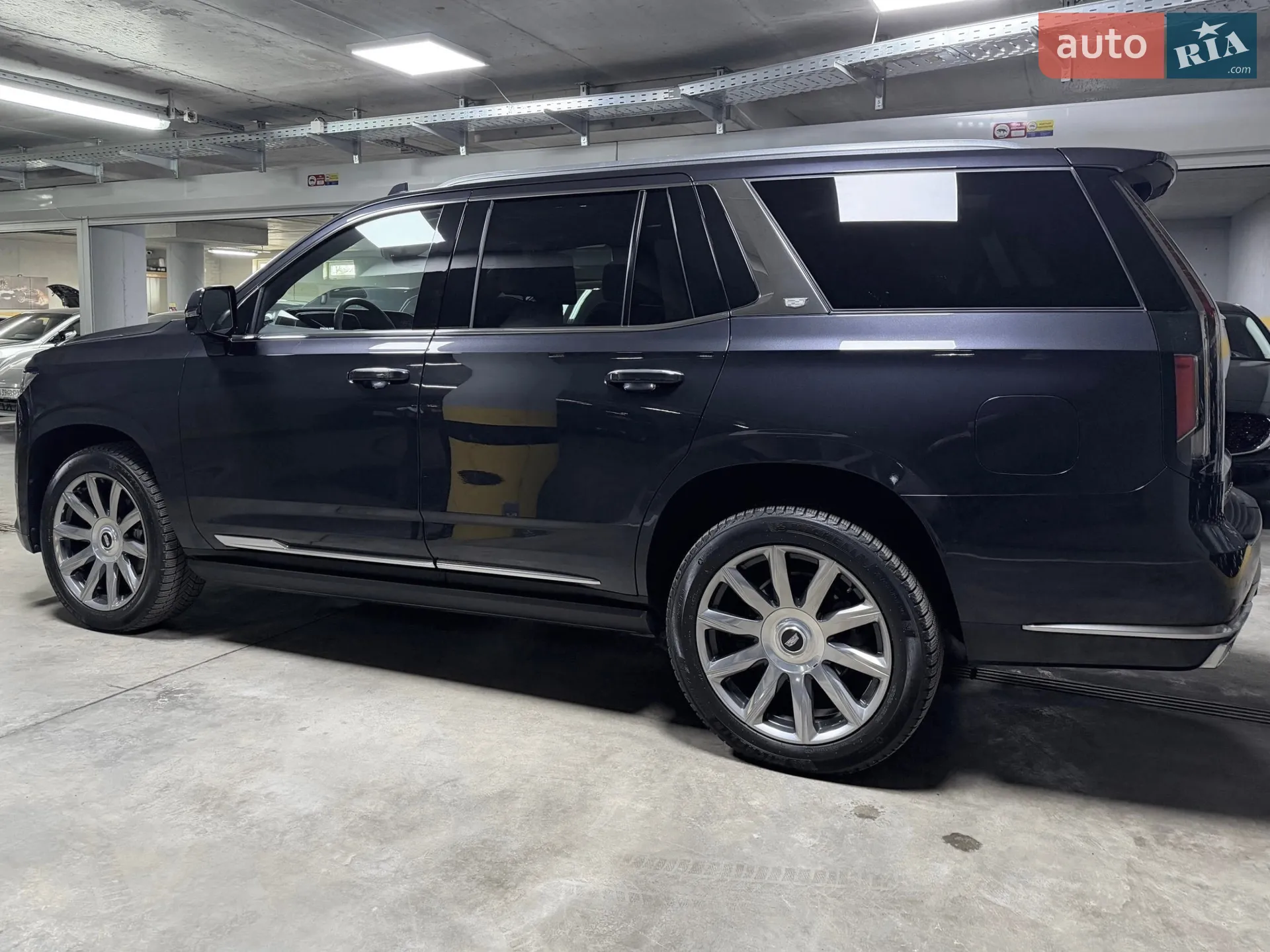 2022 Cadillac Escalade - мініатюра 19