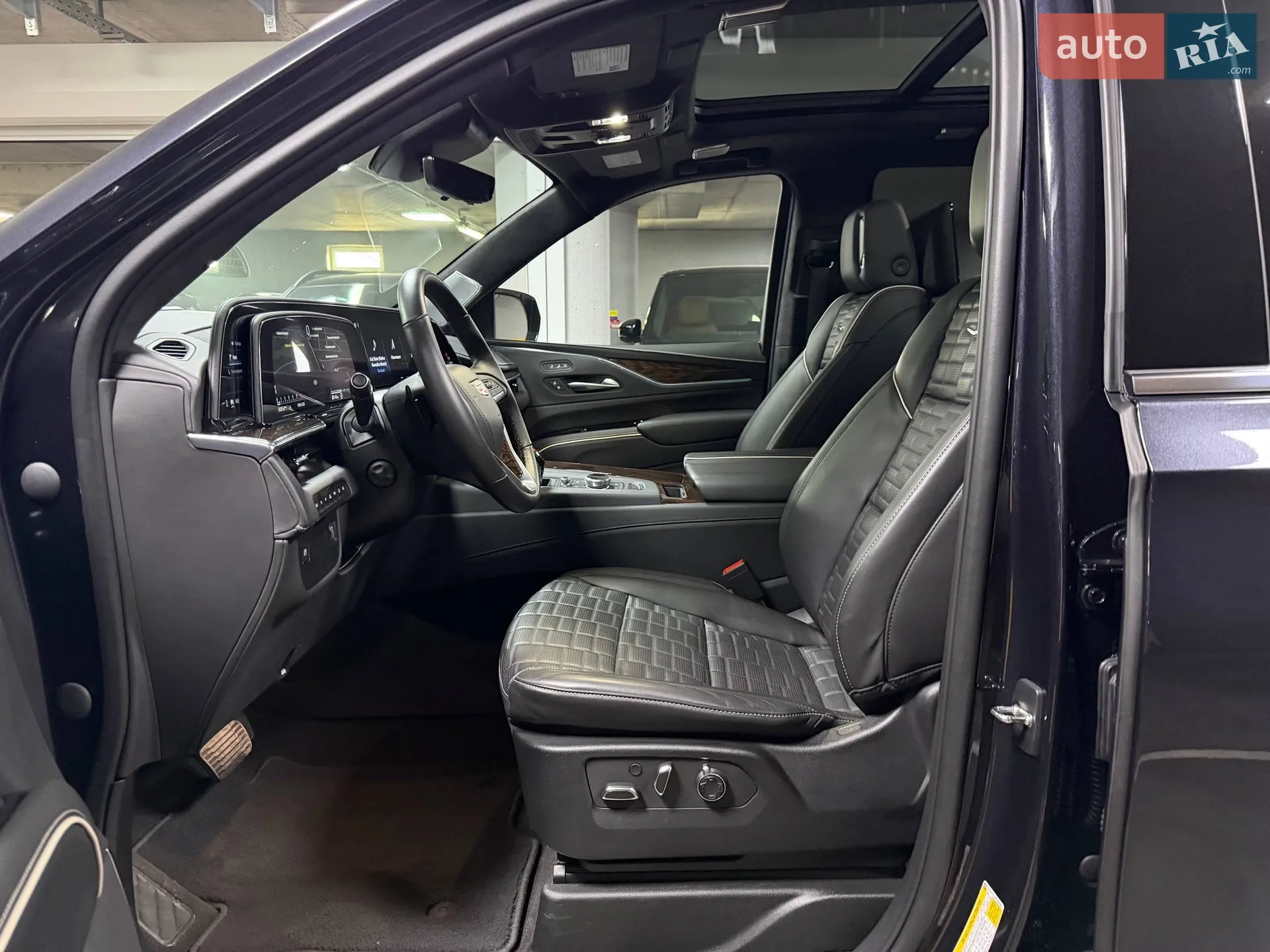 2022 Cadillac Escalade - мініатюра 50