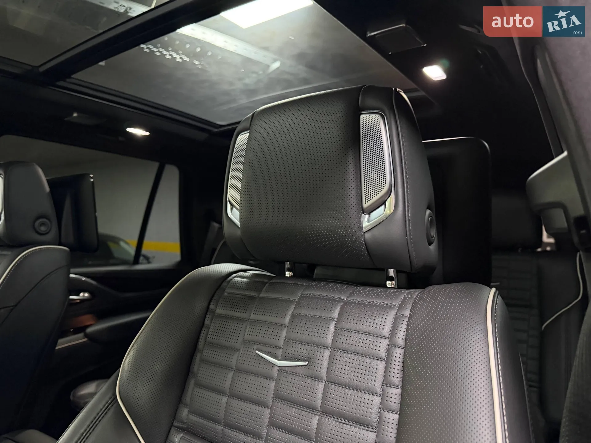 2022 Cadillac Escalade - мініатюра 55