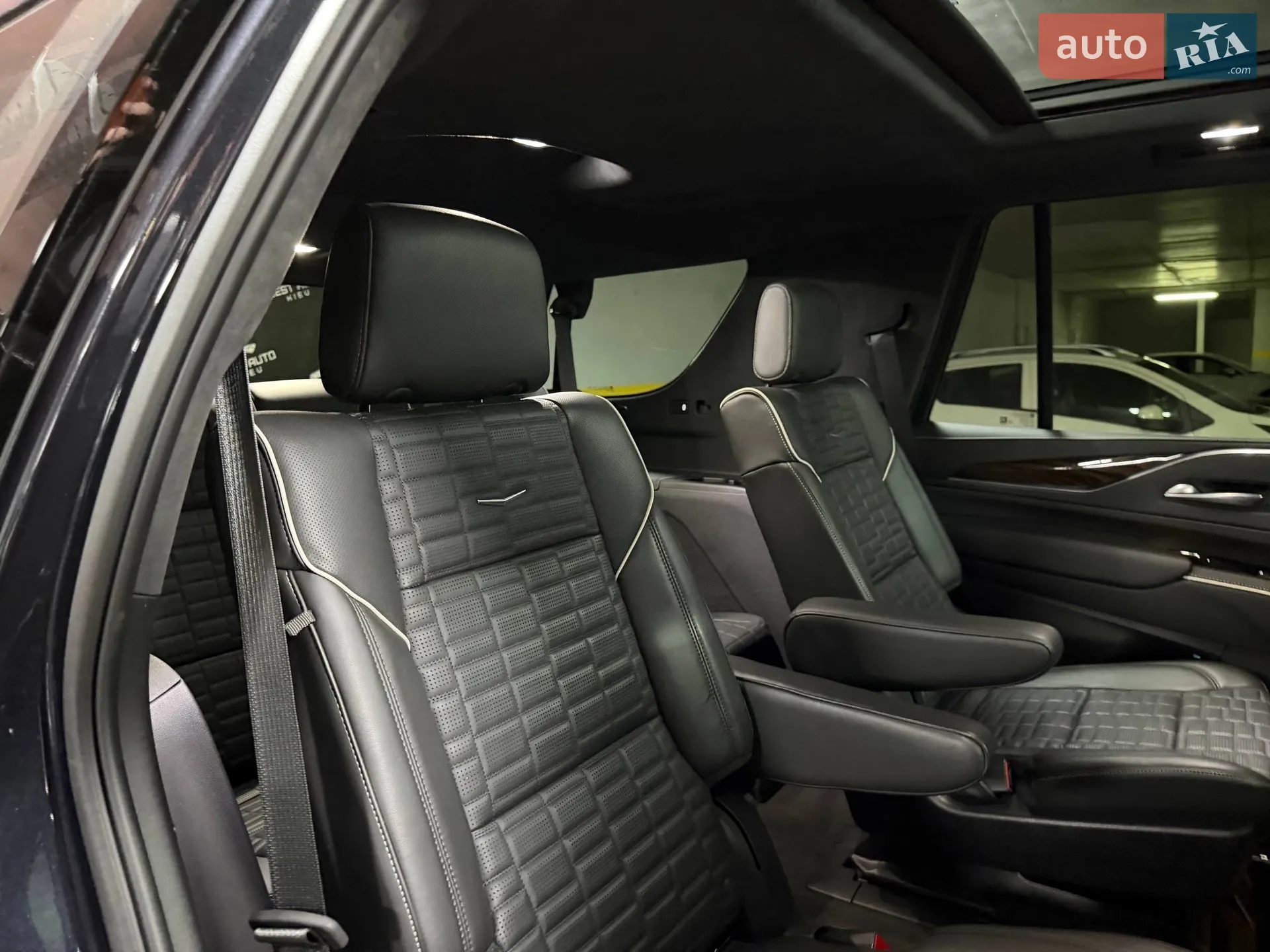 2022 Cadillac Escalade - мініатюра 82
