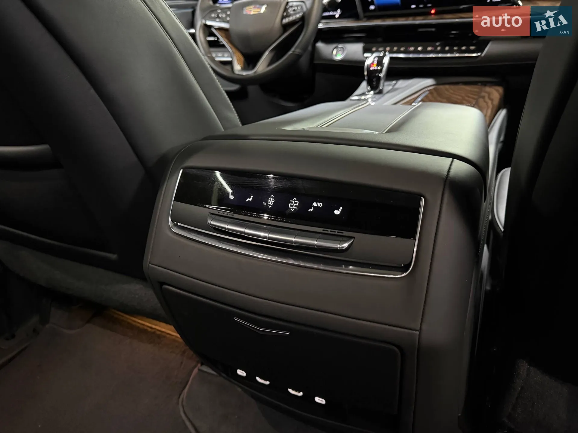 2022 Cadillac Escalade - мініатюра 72