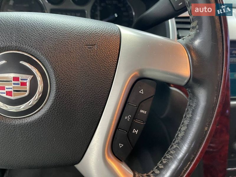 Внедорожник / Кроссовер Cadillac Escalade 2008 в Киеве фото 35 Внедорожник / Кроссовер Cadillac Escalade 2008 в Киеве