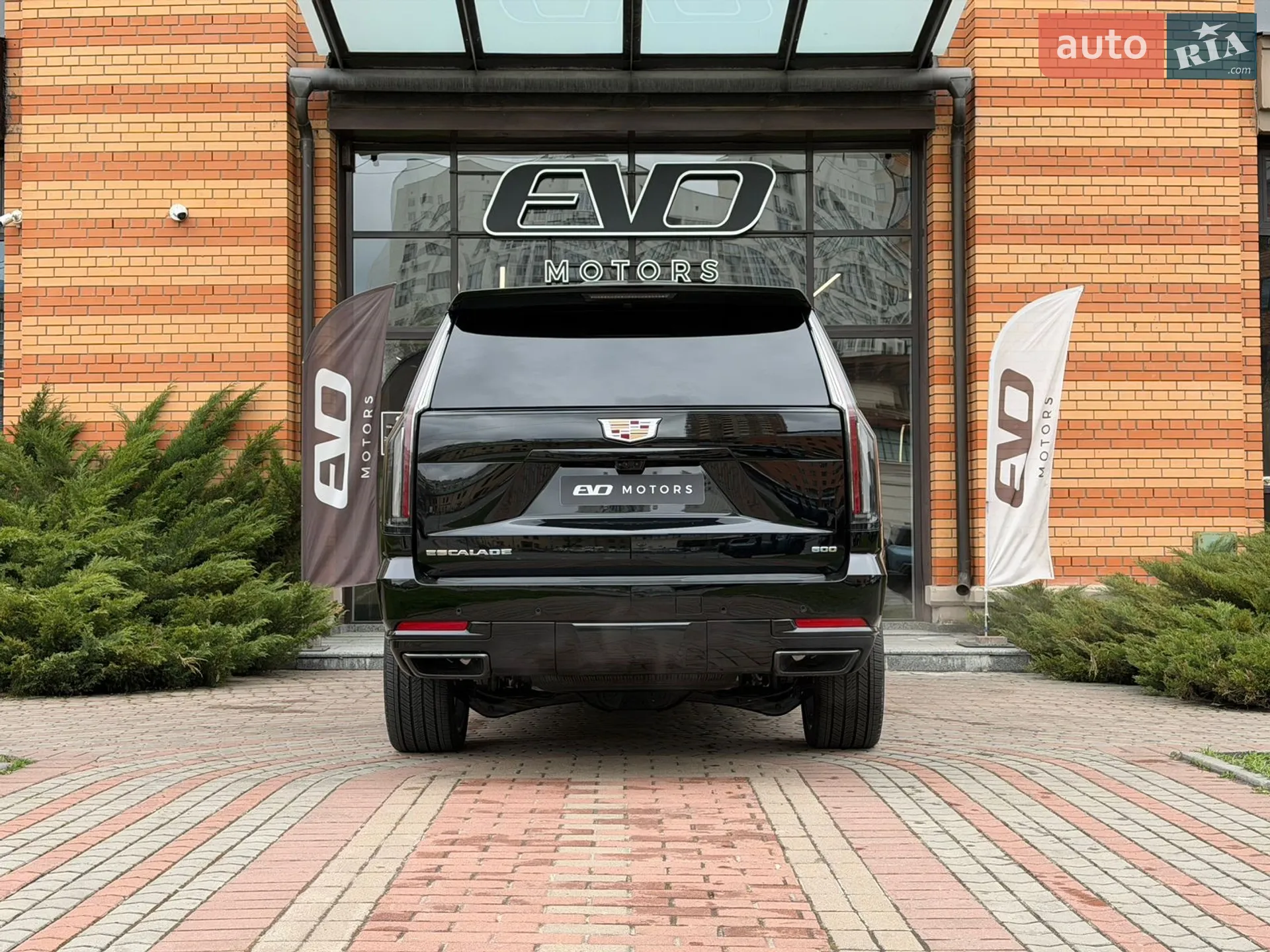 2025 Cadillac Escalade - мініатюра 7