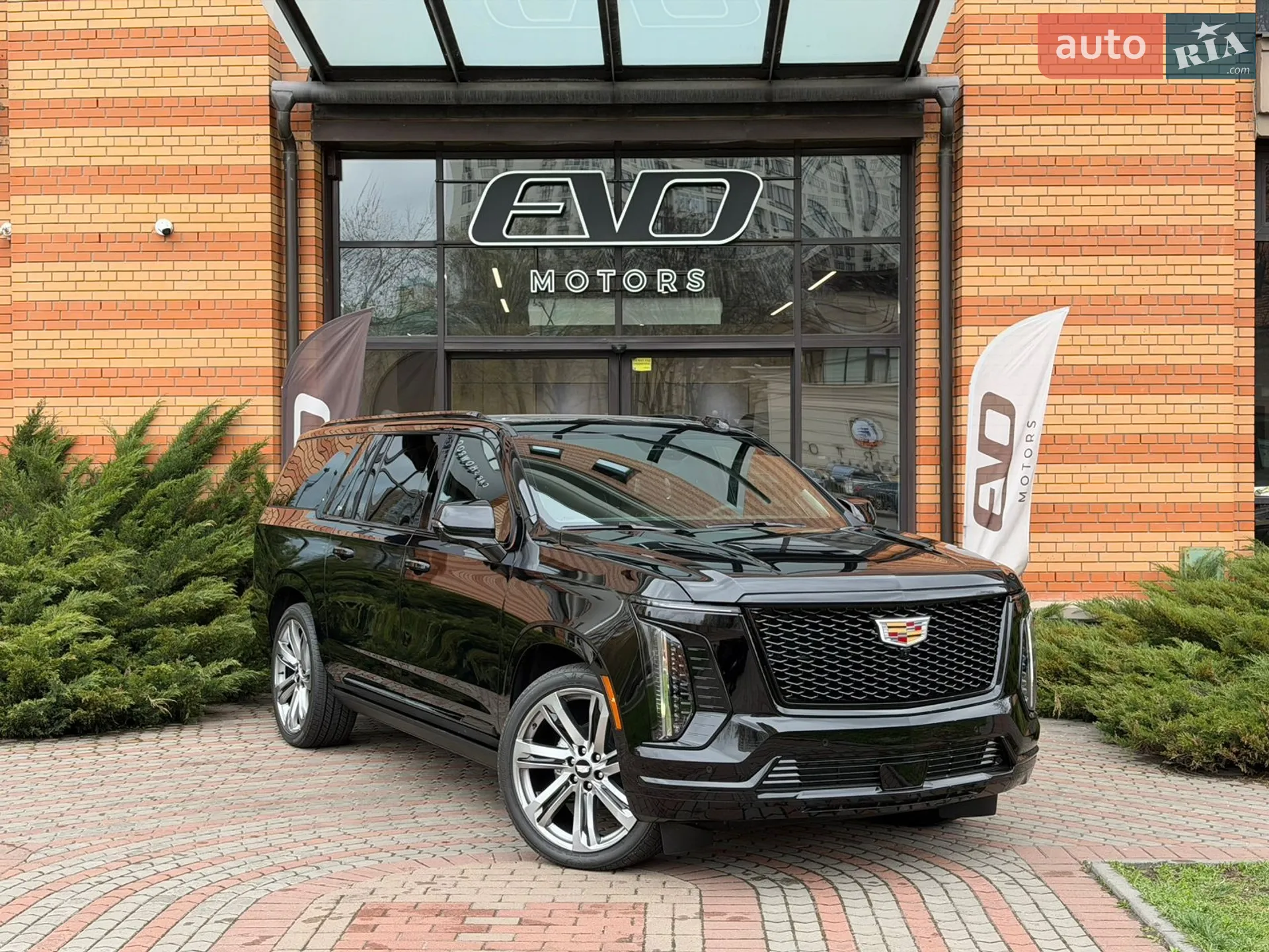 2025 Cadillac Escalade - мініатюра 10