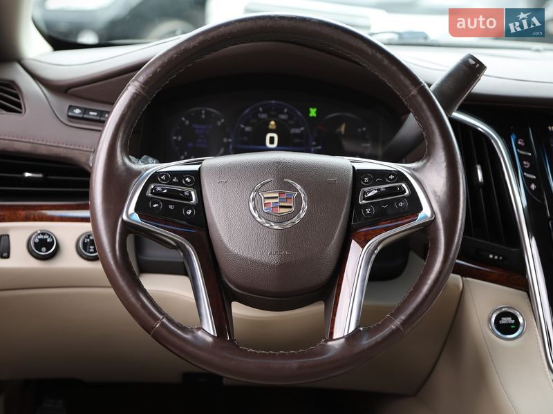 Позашляховик / Кросовер Cadillac Escalade 2014 в Харкові
